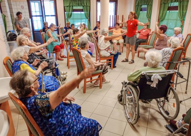 2019. június 27. - Idősebbek újra kezdhetik! - Csanádapáca - Gyöngyfűzér Szociális Szolgáltató Központ - galéria